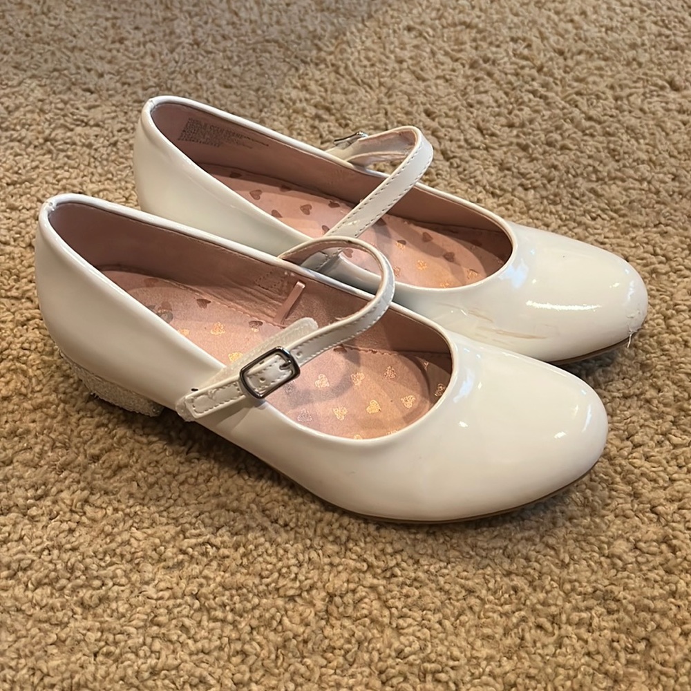 SO Patent Leather Dress Shoes (Girls 3)